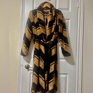 Banana Republic Black and Tan Teddy Jacket